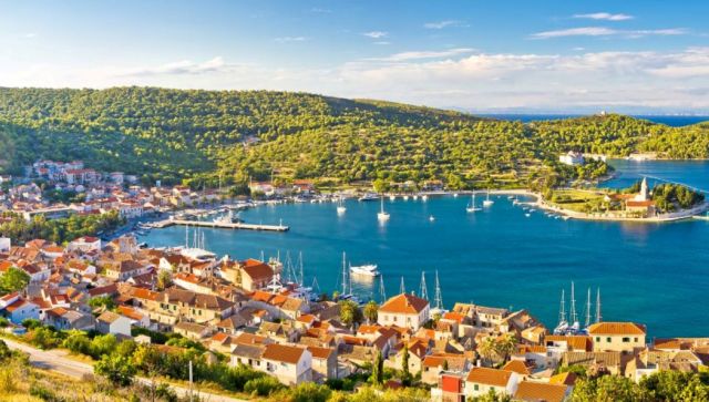 One way Split to Dubrovnik cruise